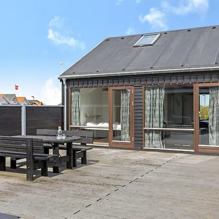 Elinora - 100m From The Sea By Interhome *