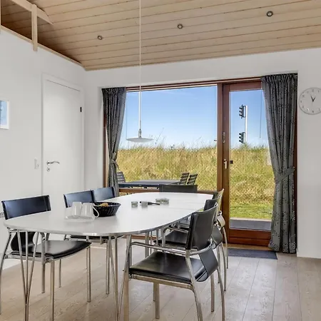 Vakantiehuis Elinora - 100m From The Sea By Interhome *