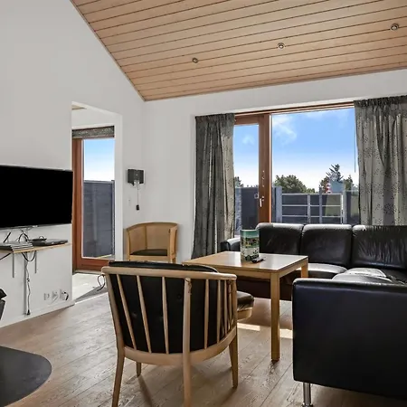 Vakantiehuis Elinora - 100m From The Sea By Interhome *