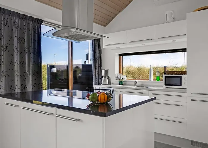 Сasa de vacaciones Elinora - 100m From The Sea By Interhome Lakolk