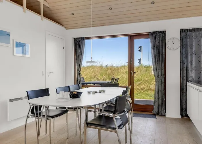 Сasa de vacaciones Elinora - 100m From The Sea By Interhome *